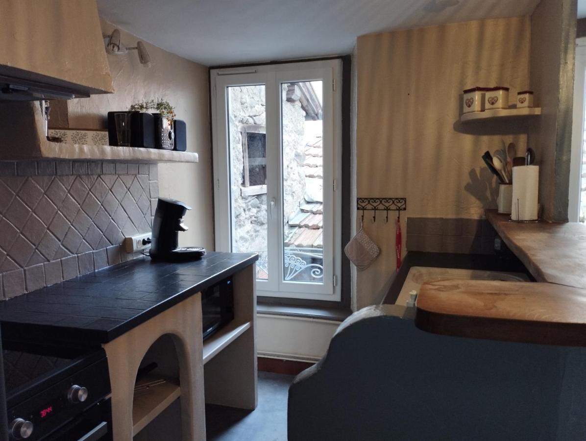 Maison De Village Dans Une Rue Calme Ax-les-Thermes Ngoại thất bức ảnh